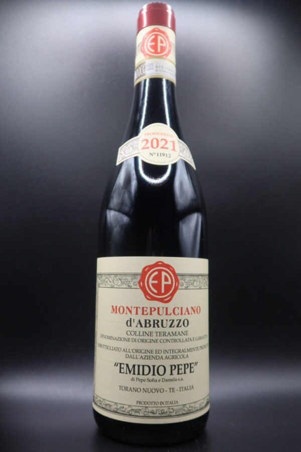 PEPE EMIDIO MONTEPULCIANO D'ABRUZZO . 13,5% . 2021 . ABRUZZO . (97) .